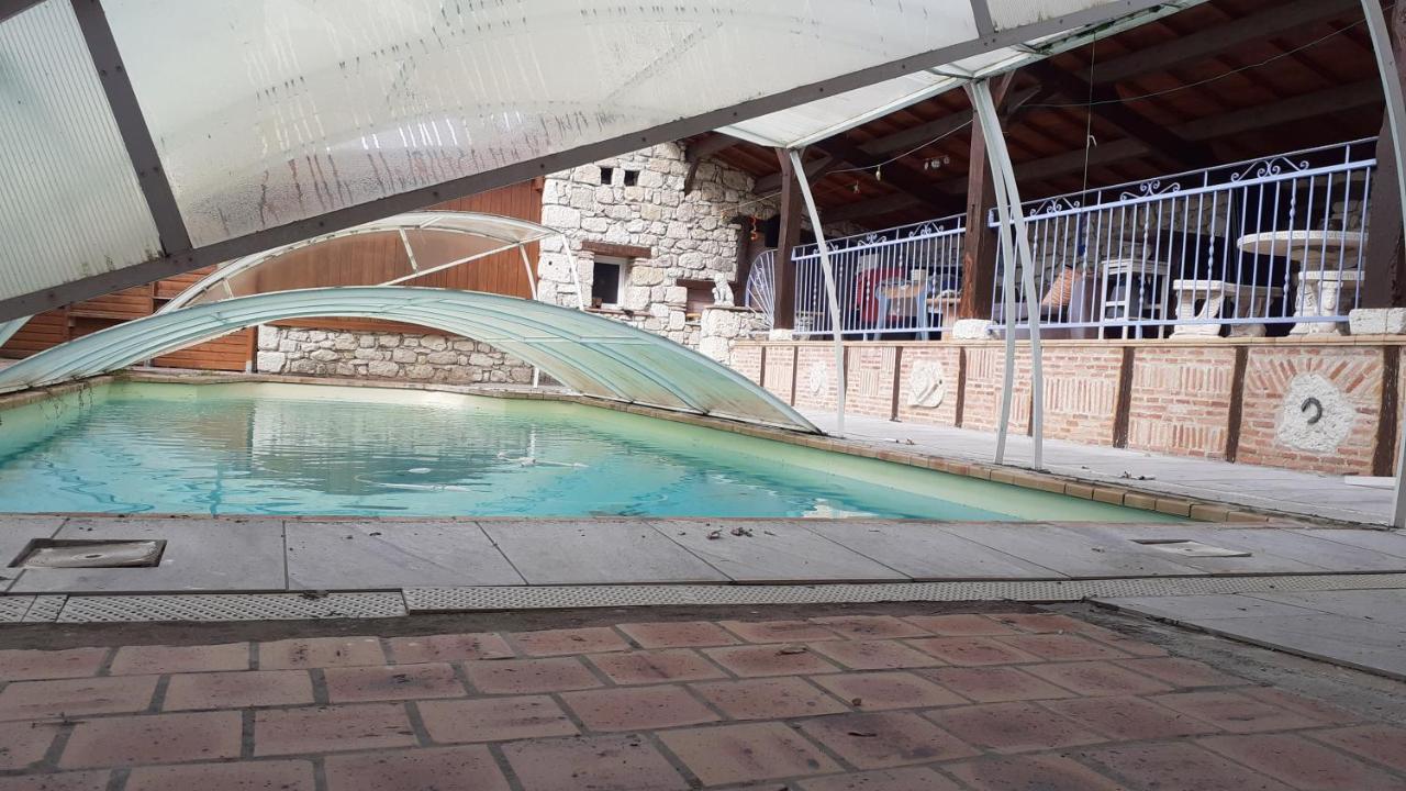 Chaleureux Cottage, Piscine Patio Tayrac  Exterior photo